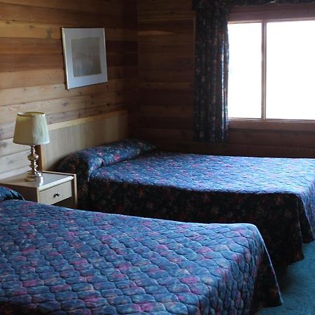ווסאגה ביץ' Riverview Lodge חדר תמונה
